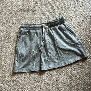 Primary | gray skirt | 100% cotton | size 6-7
